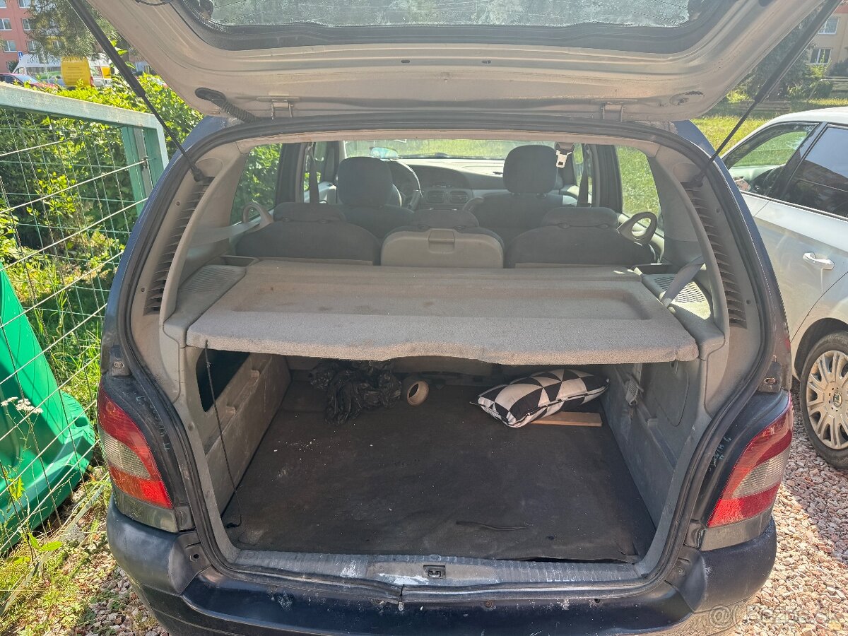 Renault Megane scenic 1,9 dci - 4