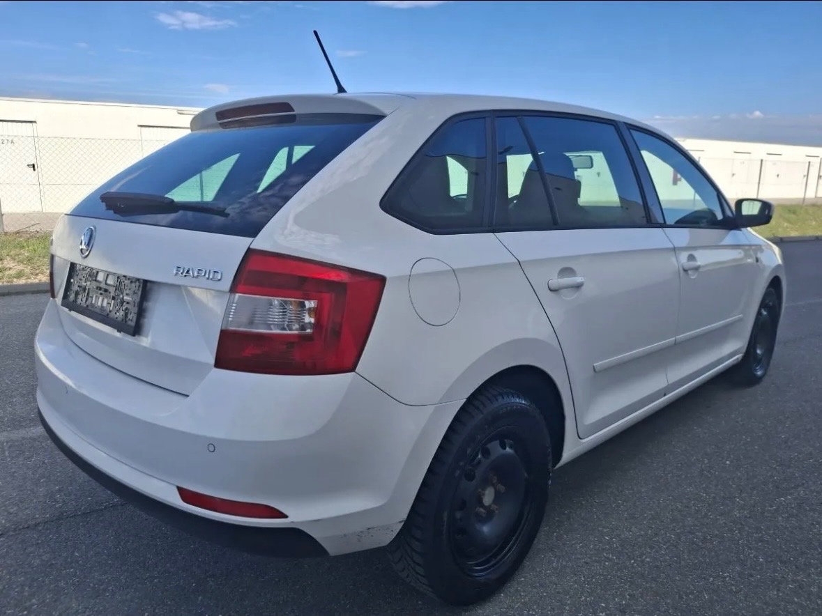 Skoda rapid 1.6tdi - 4