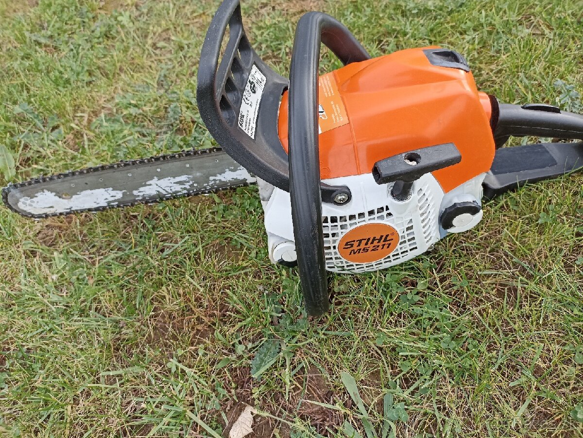 Motorová píla Stihl MS 211 - 4