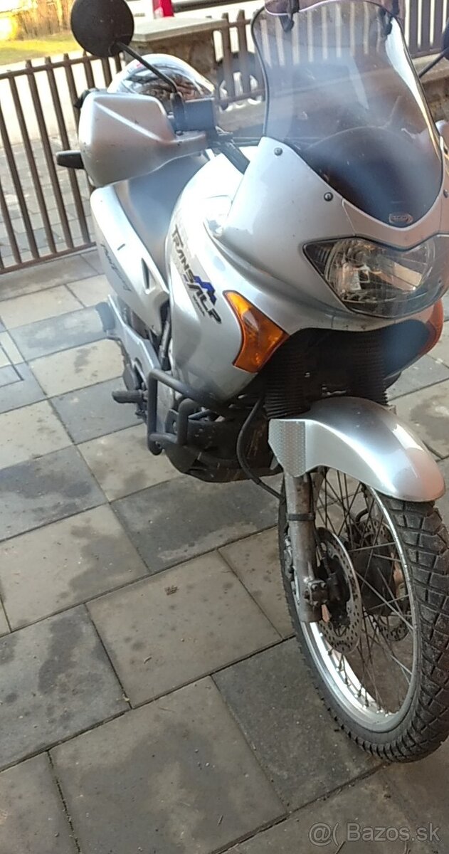 Honda transalp XL650V - 4