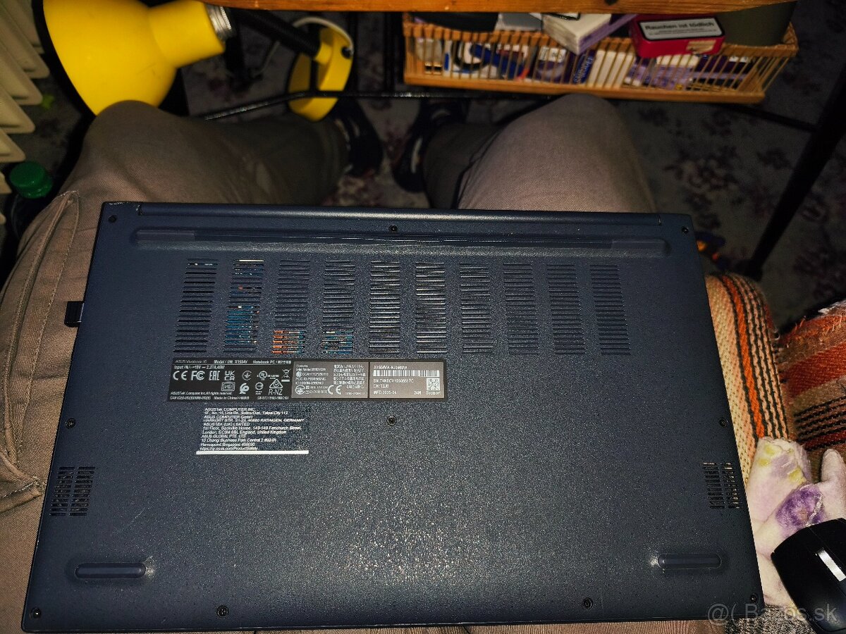 ASUS Vivobook 15 X1504VA - 4