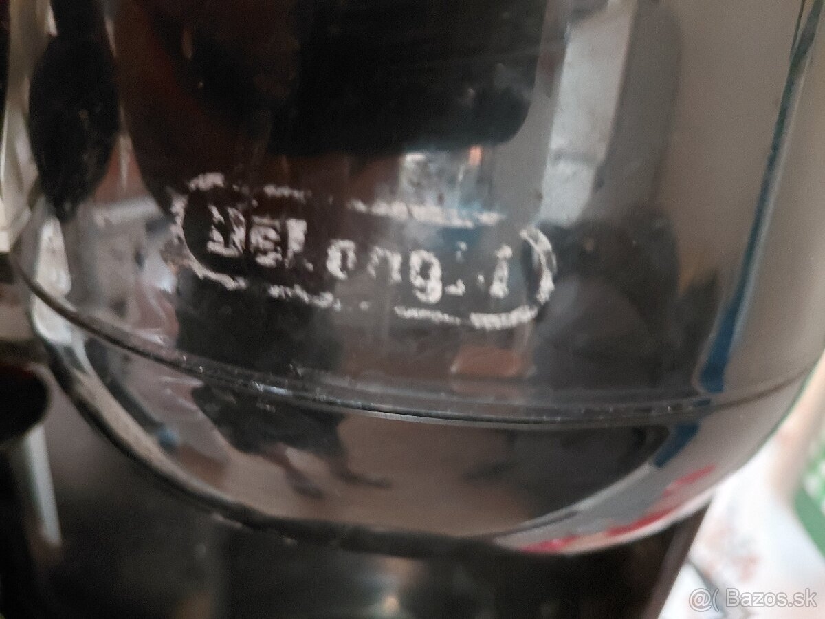 KAVOVAR DELONGI - 4