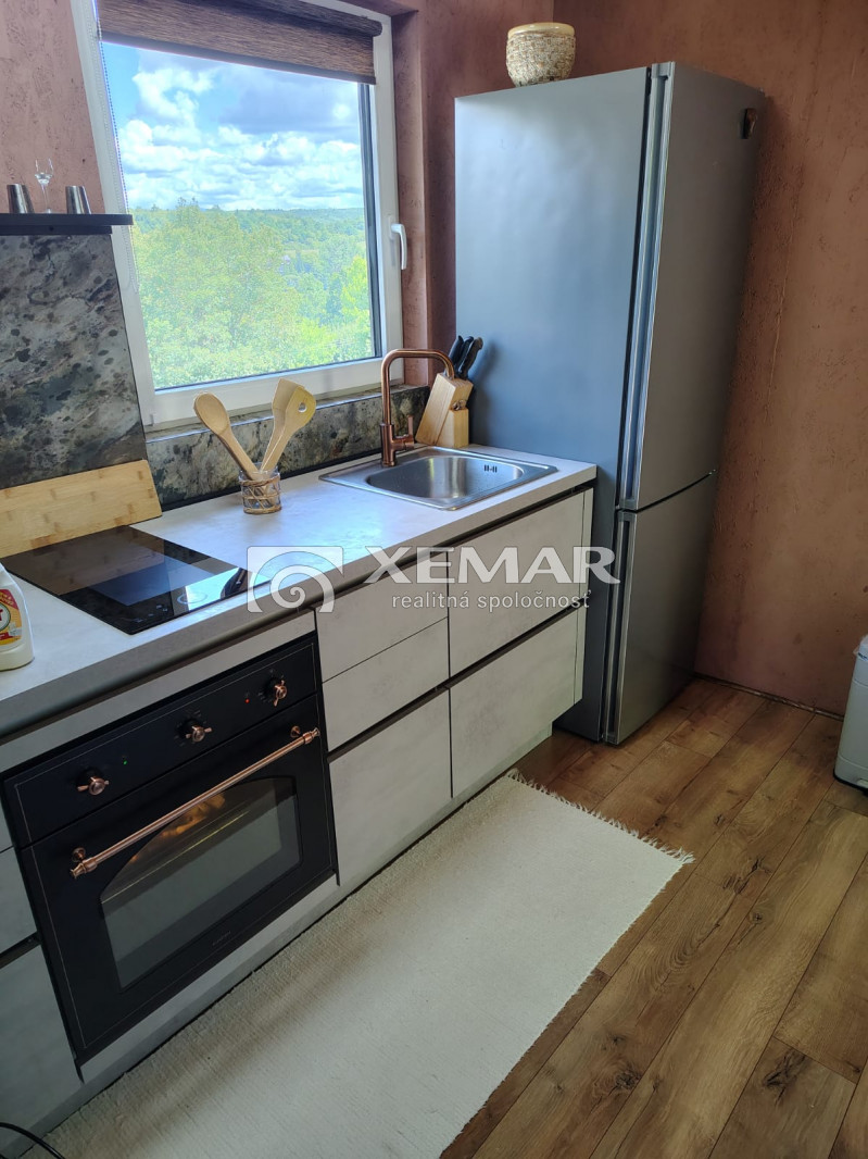 Predaj 2 izbový dom Zvolen - 4