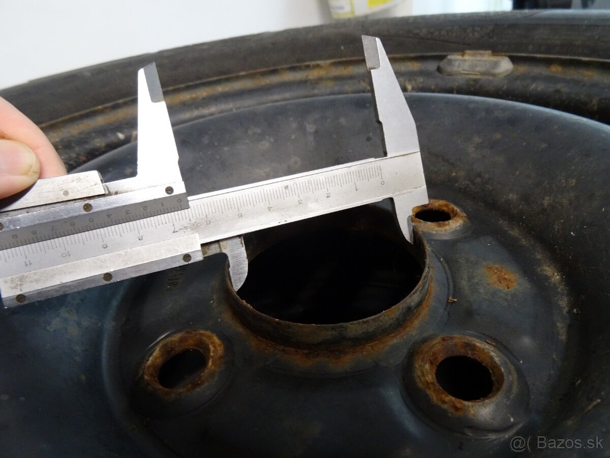 Plechové disky R15 - 4x114,3 + zimné pneumatiky 195/65 R15 - 4