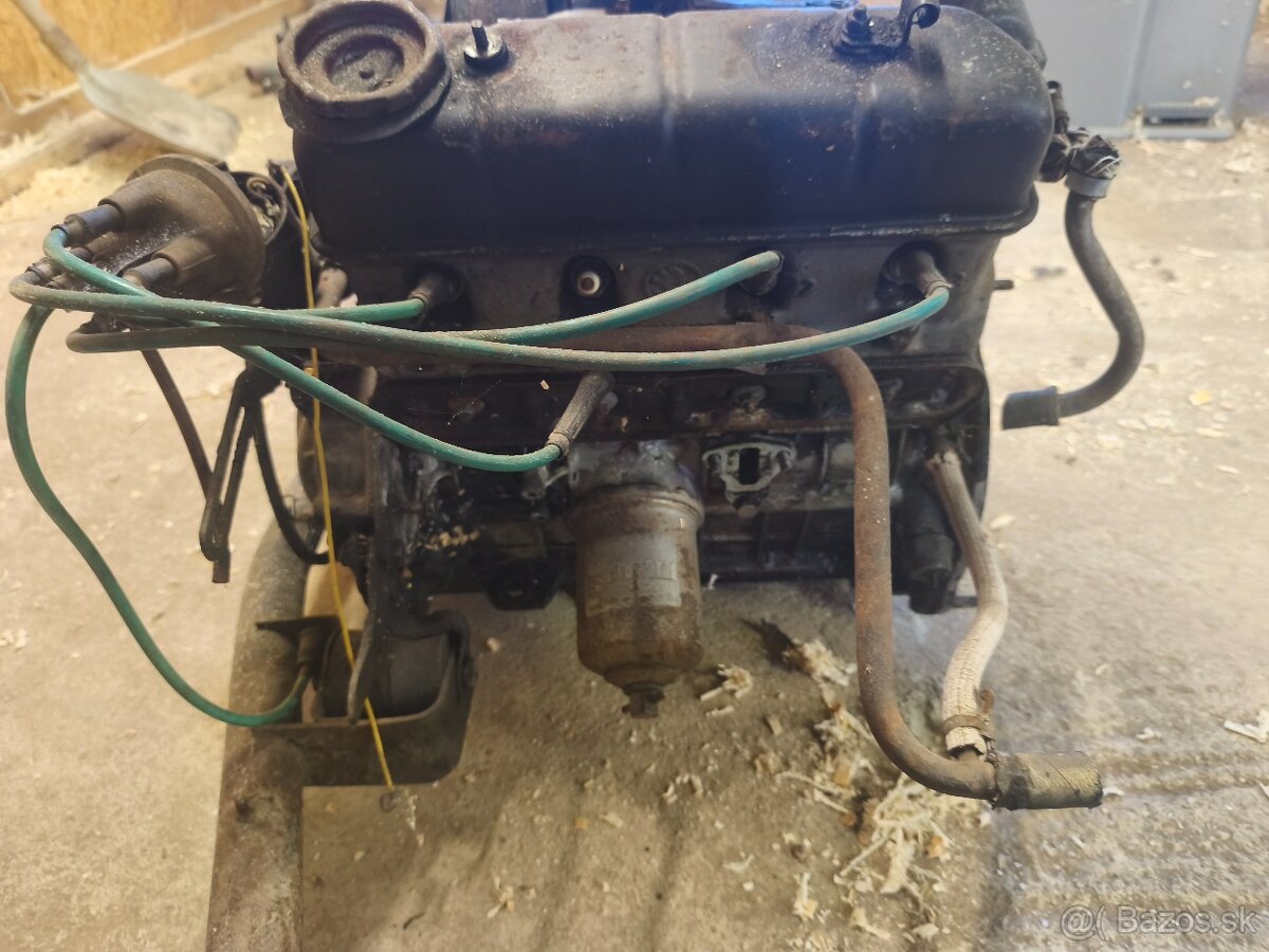 Motor Škoda 100L - 4