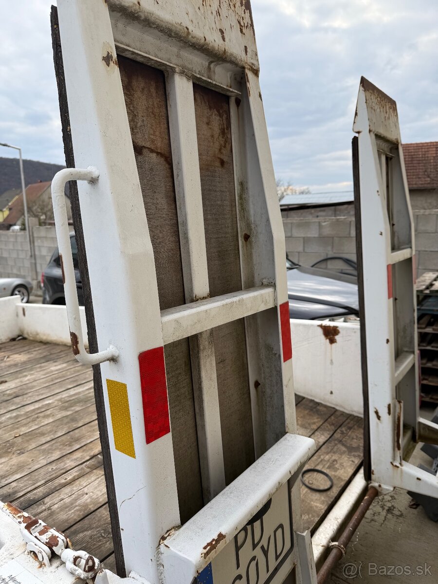 Podvalnik , prepravnik strojov zn. Müller - 4