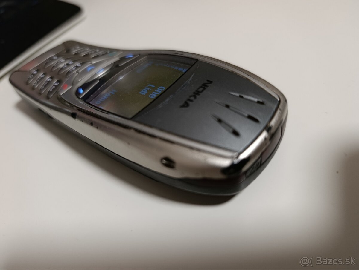 Nokia 6310i - 4