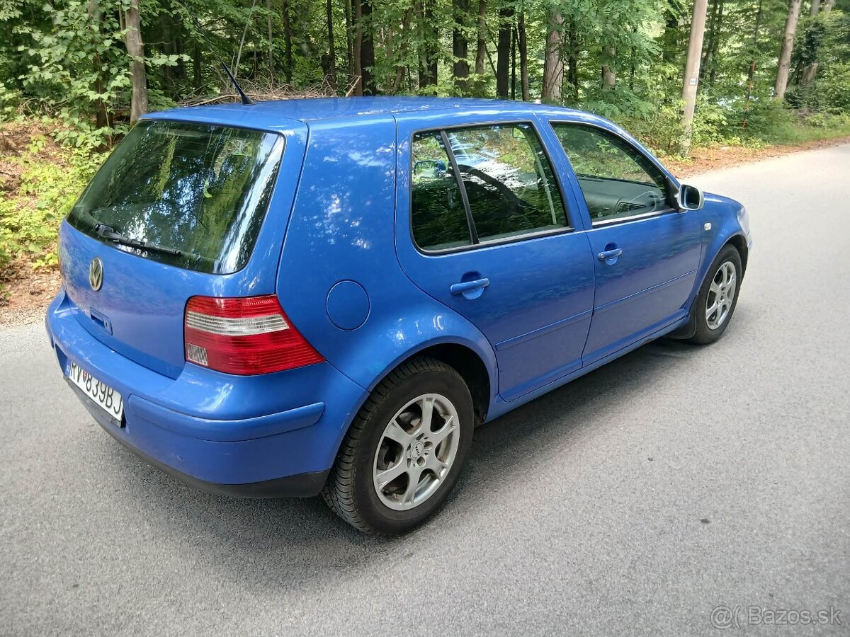Golf 4 - 4