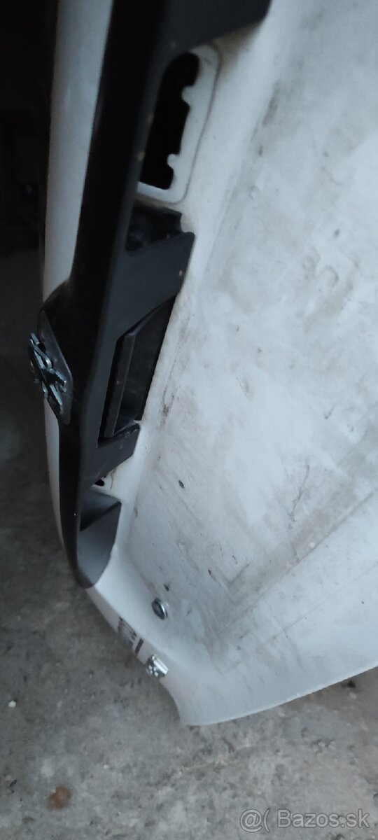 Peugeot 206 - kufrove dvere - 4