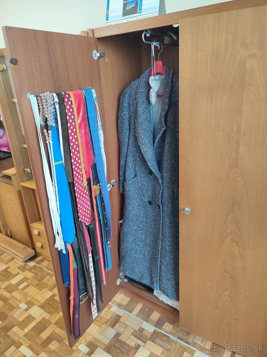 Darujem skriňu za odvoz - 4