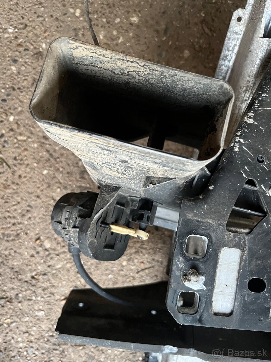 BMW E60 M57 Vystuha kompletná/predné čelo - 4