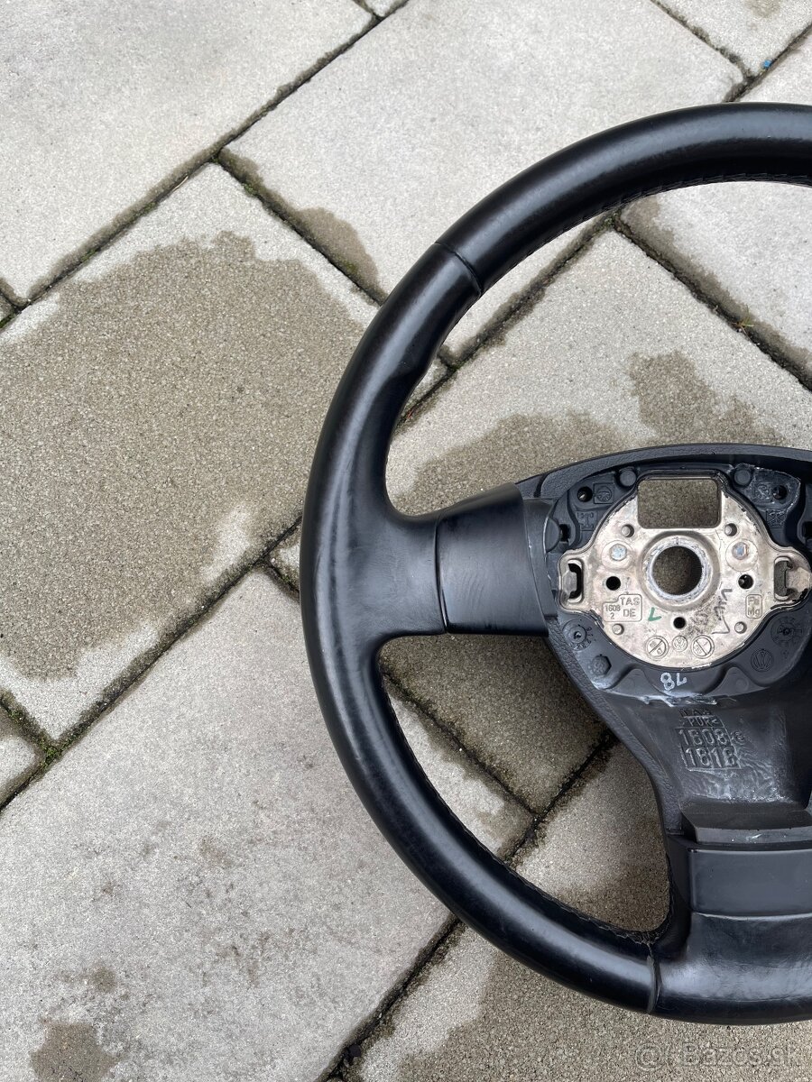 Trojramenny volant VW Passat,Golf,Touran - 4