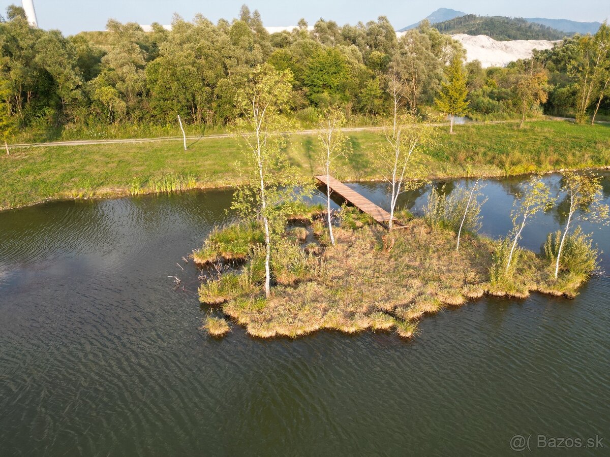 Pozemok na brehu jazera - 4