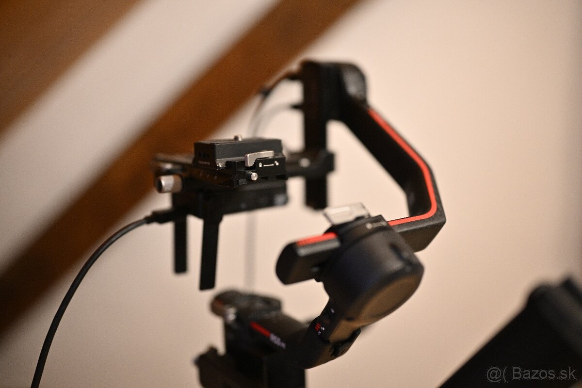 DJI RS 3 Pro Combo - 4