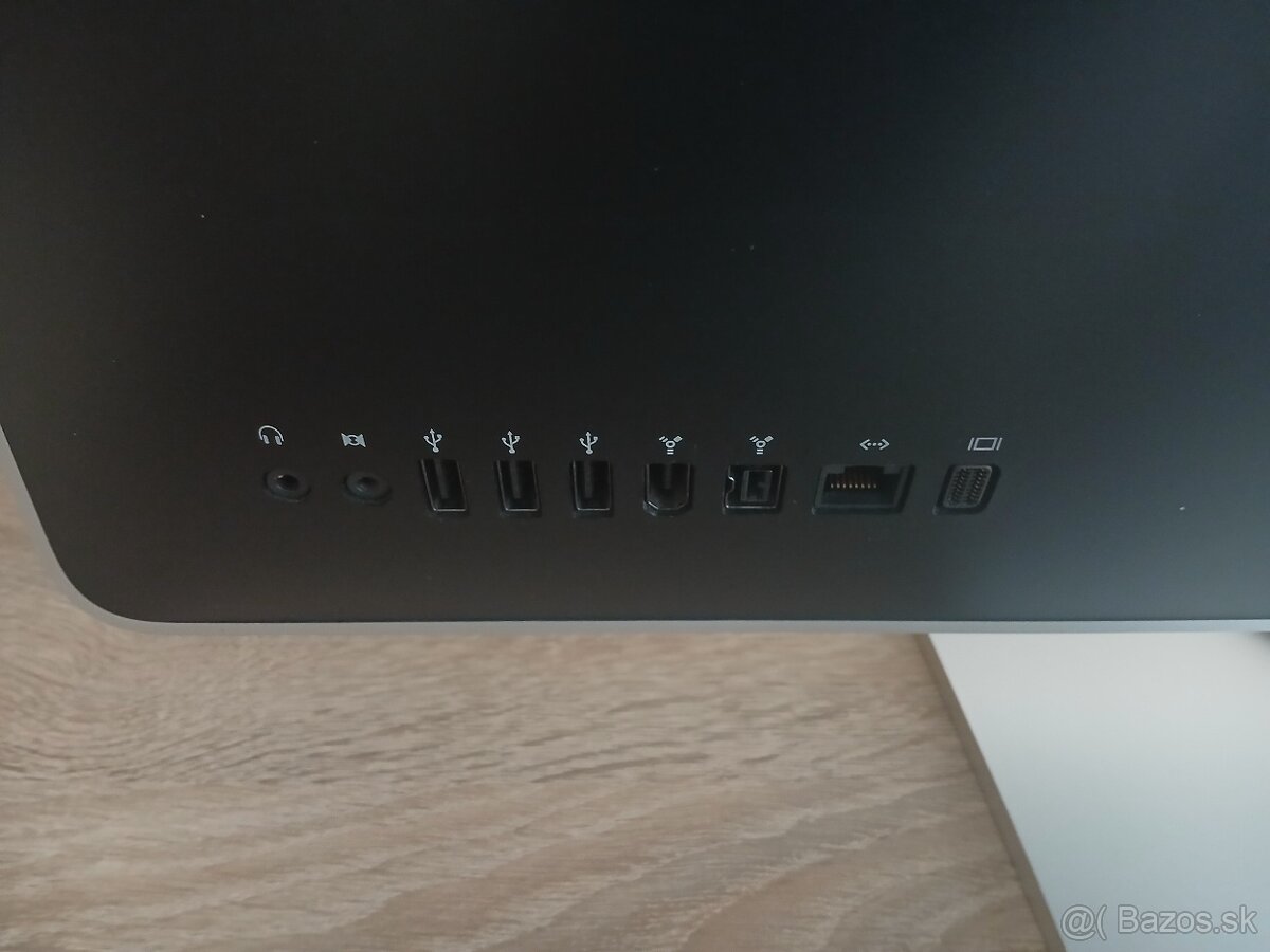 NADŠTANDARDNÝ Apple iMac 24" early 2008 - 4