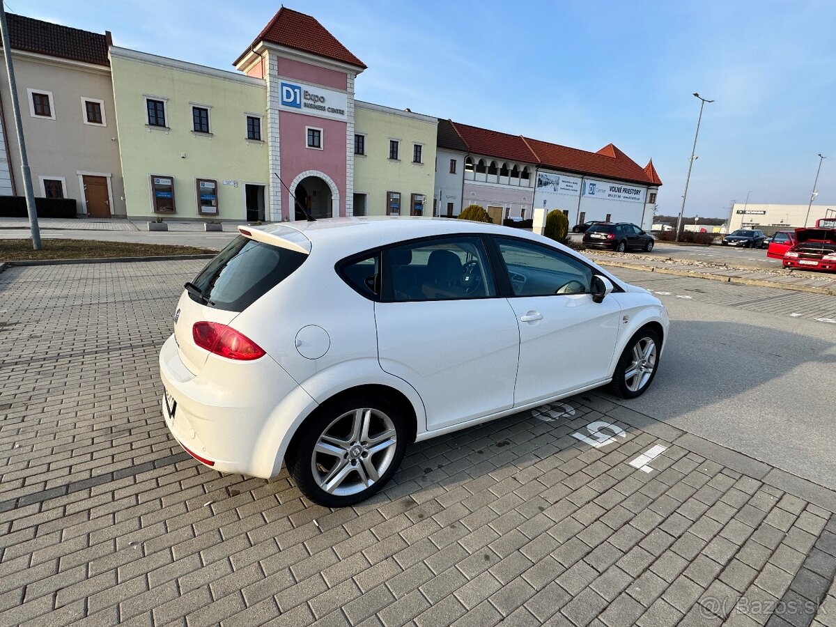 Predám SEAT Leon - 4