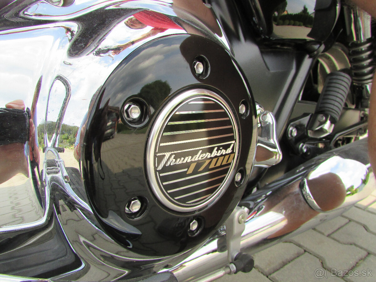 TRIUMPH THUNDERBIRD COMMANDER - 4