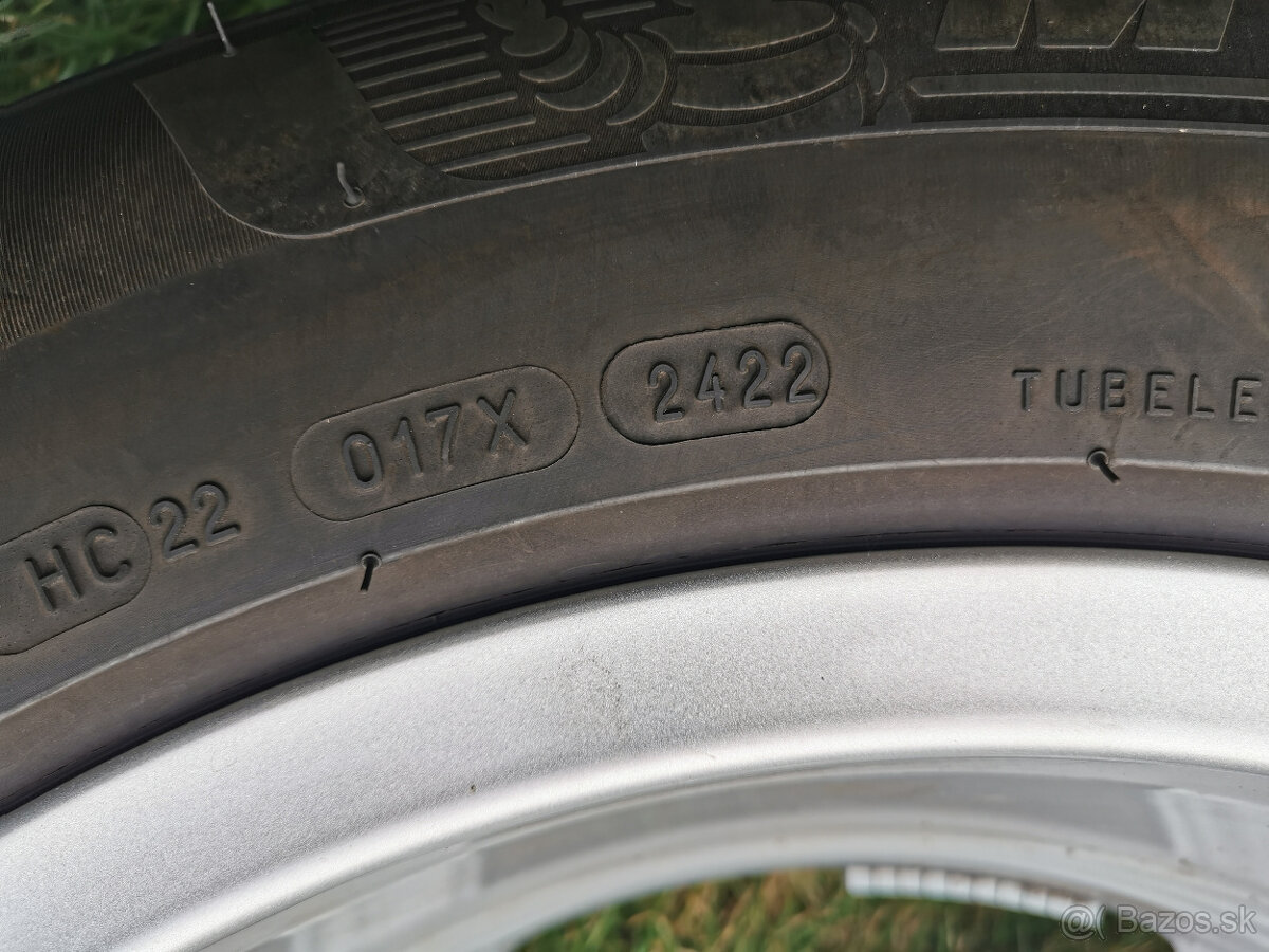215/65 R17 - zimné pneu Michelin (4 ks) 6 mm - 4