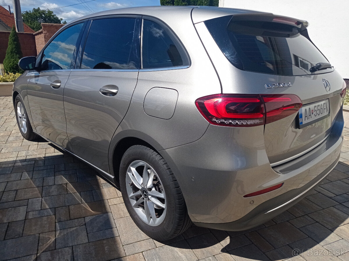 Mercedes-Benz B 200 CDI - 4