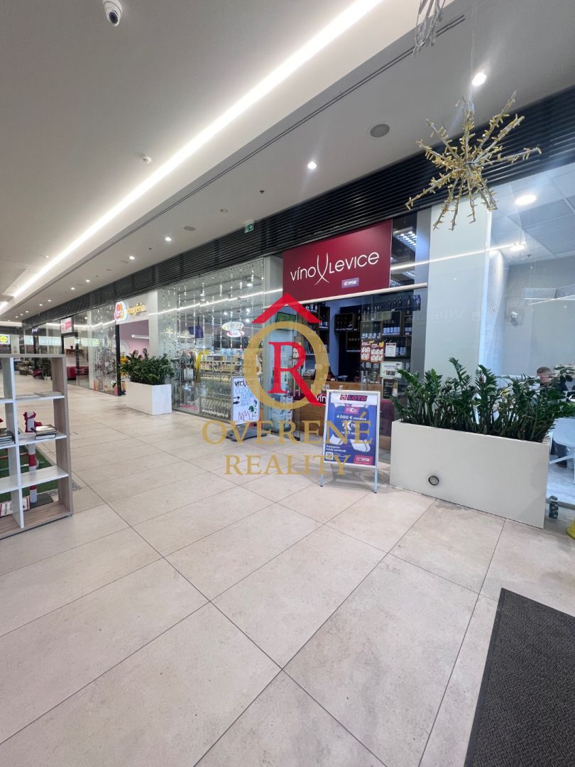 Na prenájom obchodný priestor 16,35m2 - Banská Bystrica/cent - 4