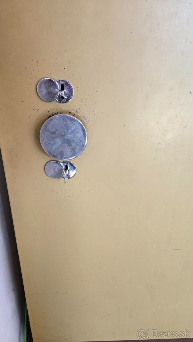 Na predaj trezorova skriňa - 4