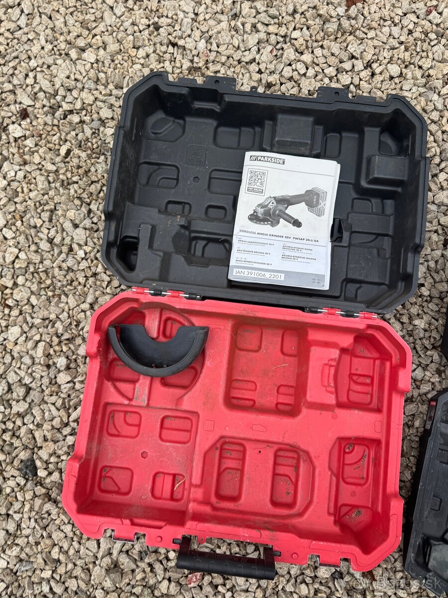 Predam kufre z AKU náradia Parkside - 4