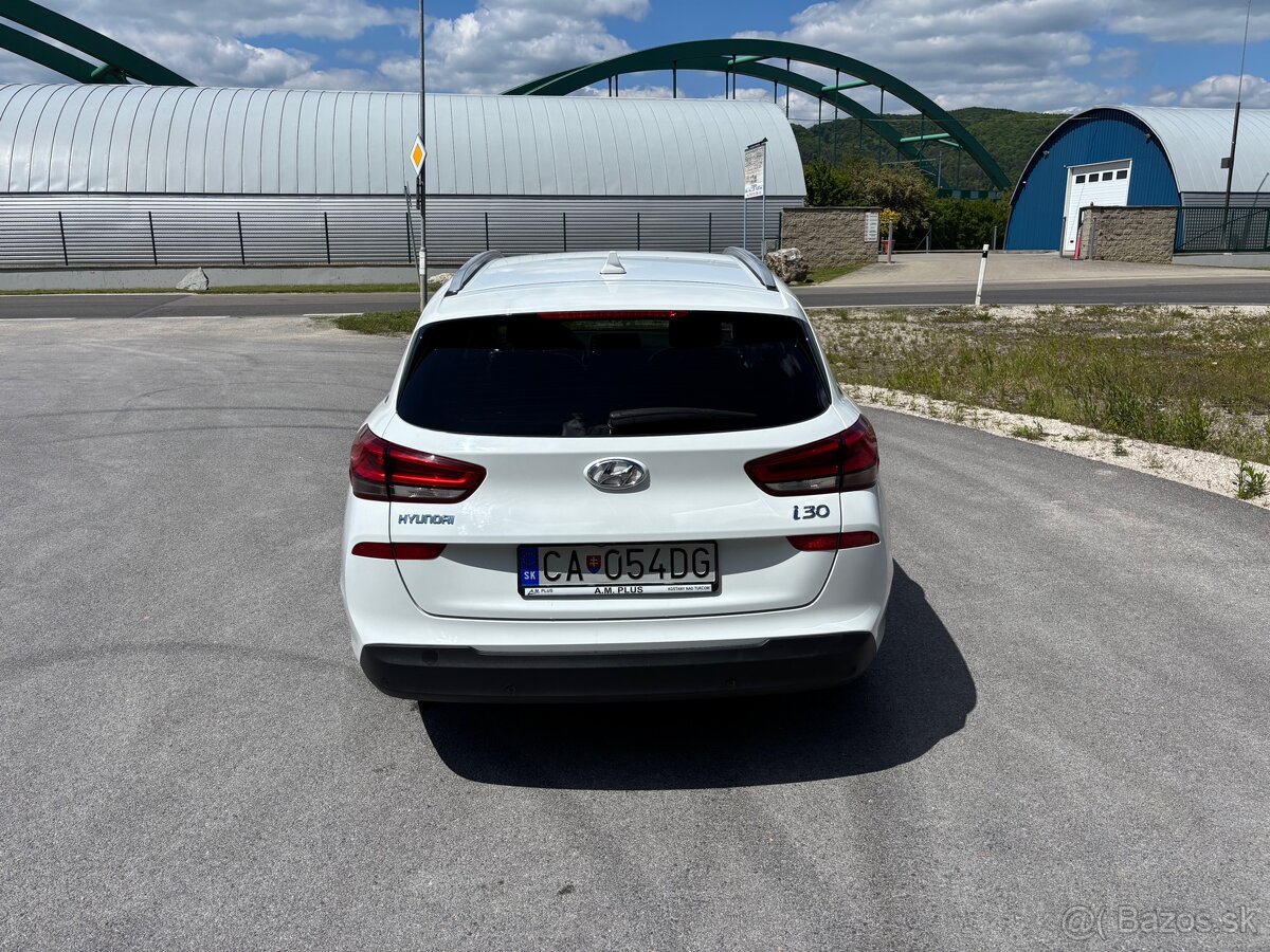 Hyundai i30 combi 2019 1.6CRDI 85kw plná vybava - 4