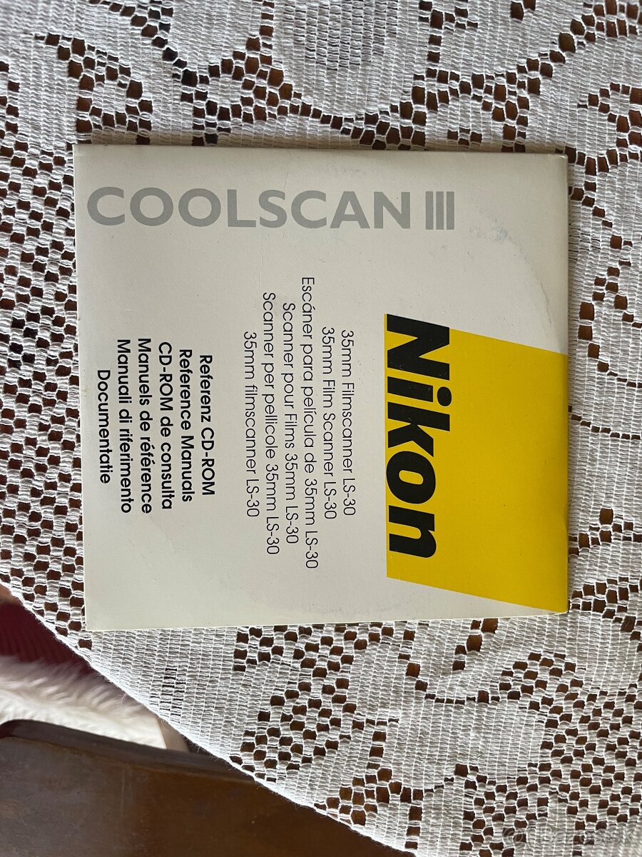 Nikon Coolscan LS 30 - 4