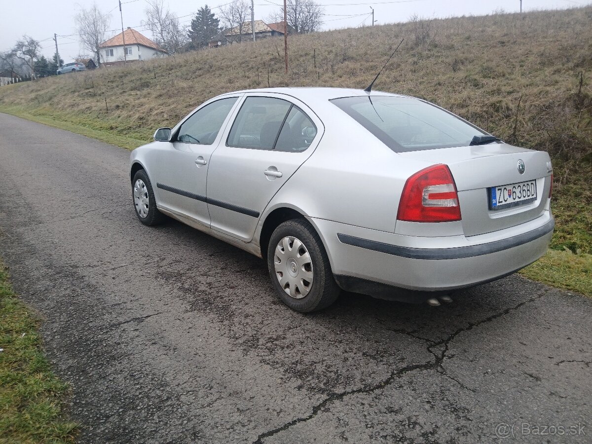 Octavia 2 1.9tdi - 4