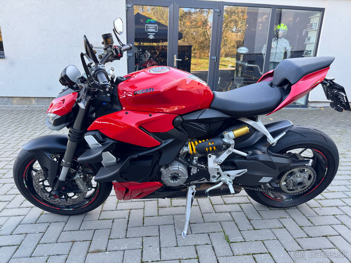 Ducati Streetfighter V2 - 4