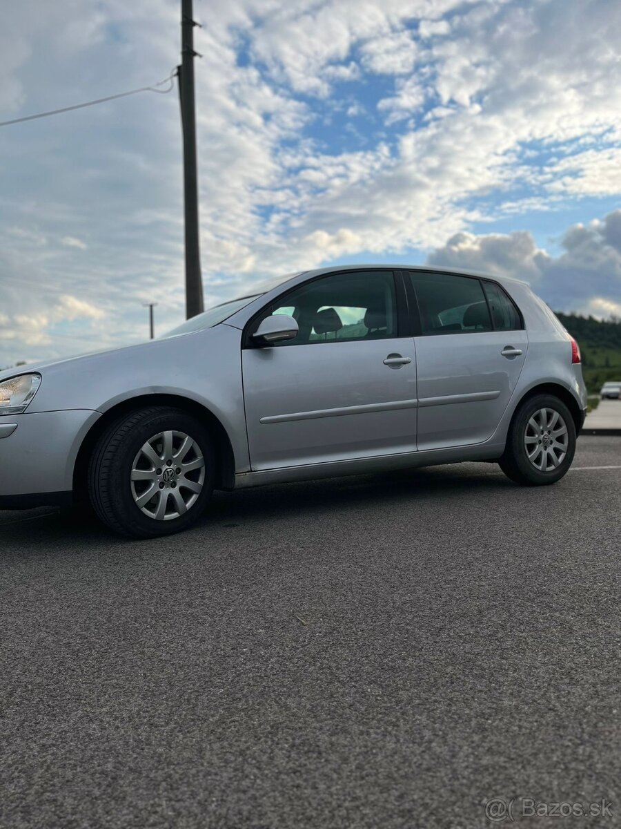 Volkswagen Golf V 2.0tdi - 4