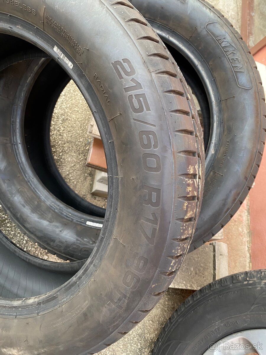 Pneumatiky na Mercedes Benz GLA 200d - 4