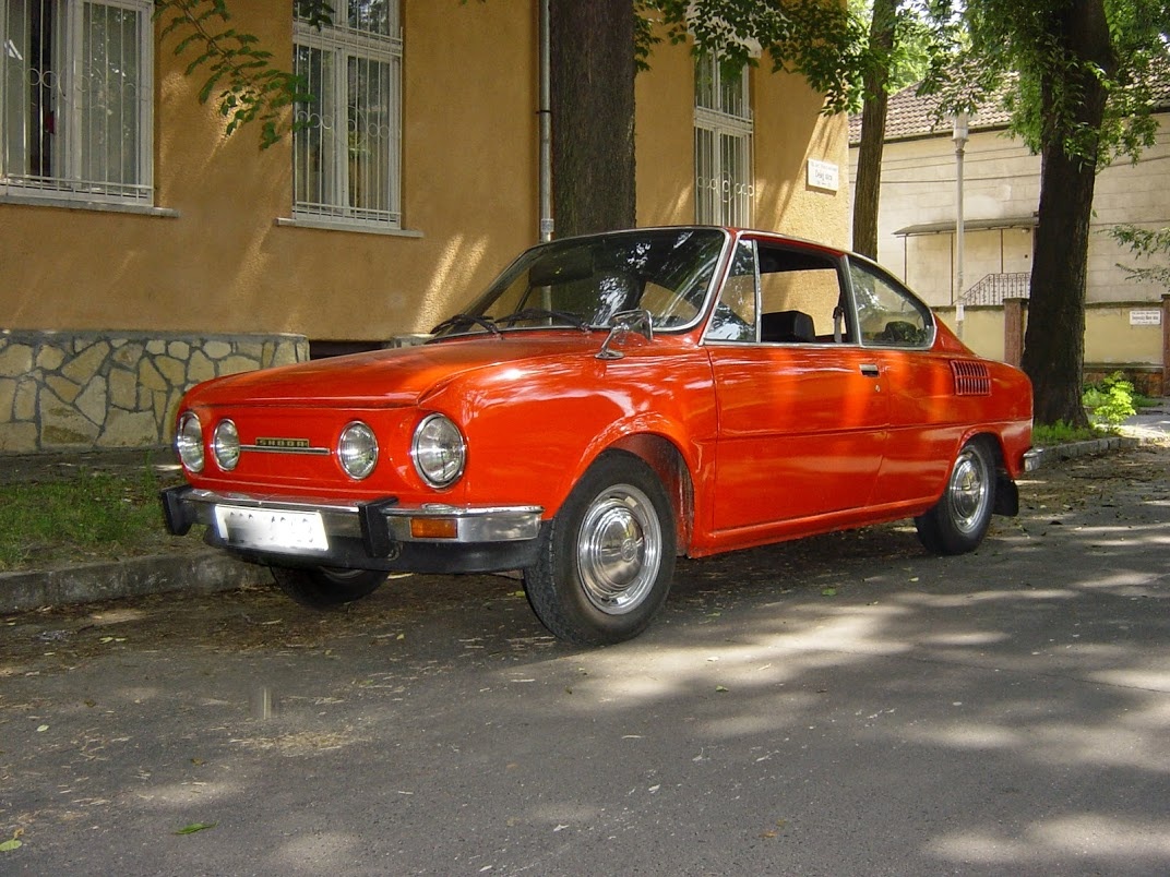 Maďarsko - obchod, služby, veterány, youngtimery - 4