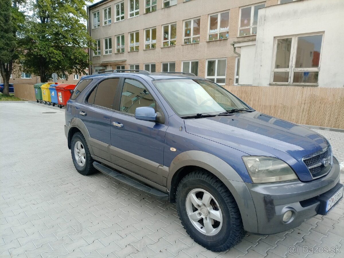 KIA Sorento 2,5 CRDI SUV 4X4 Manuál - 4