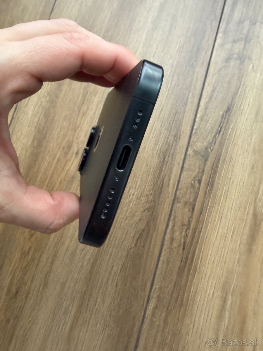 iPhone 15 Pro - 4