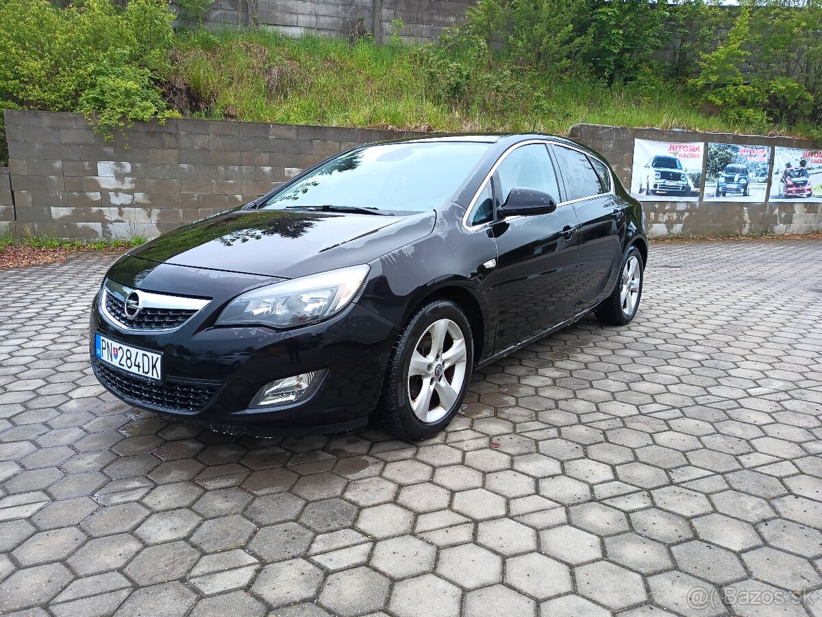 Opel Astra J 1,7CDTi - 4