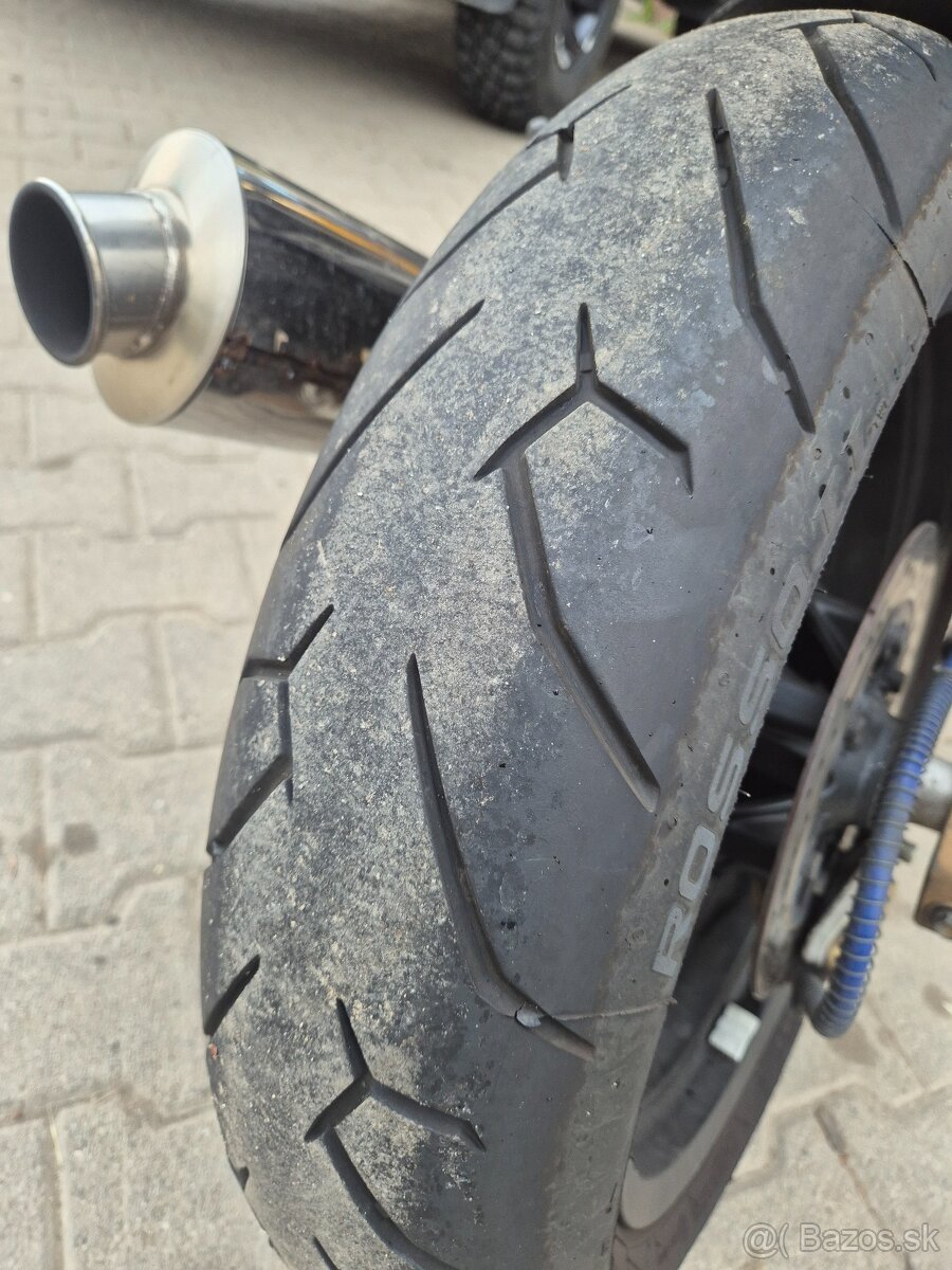 Ducati Monster 600 - 4