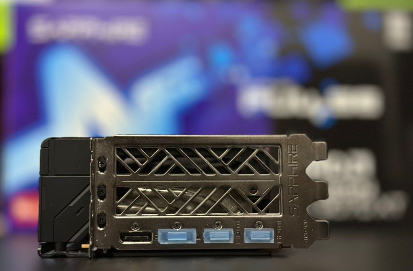 SAPPHIRE PULSE RX 9070 XT 16GB - 4