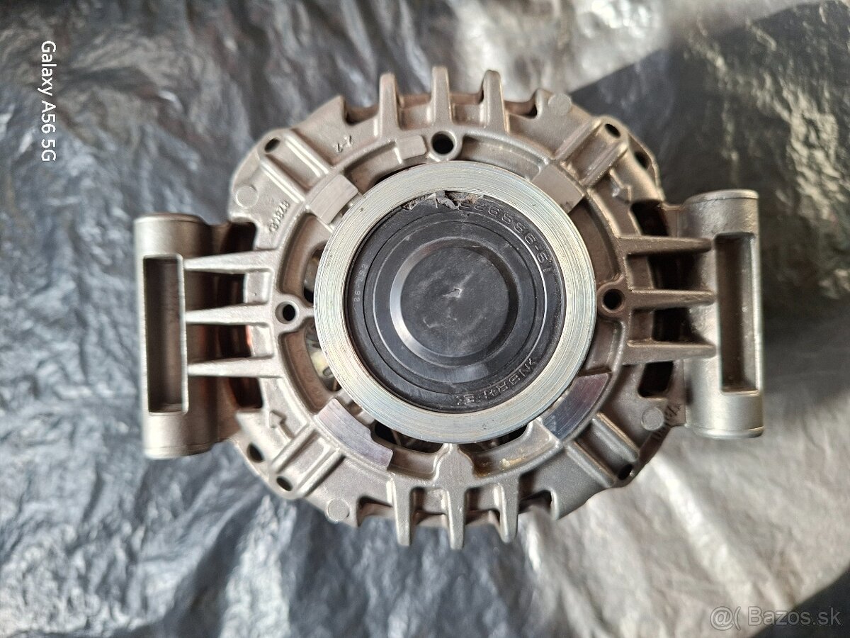 Alternator 06D 903 016 A. - 4