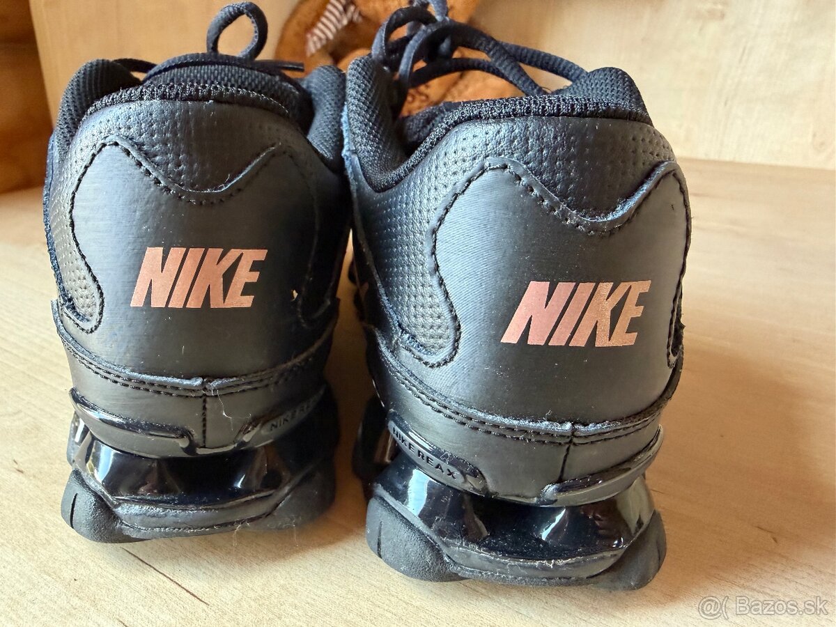 Nike Reax 8 veľkosť 37,5 - 4
