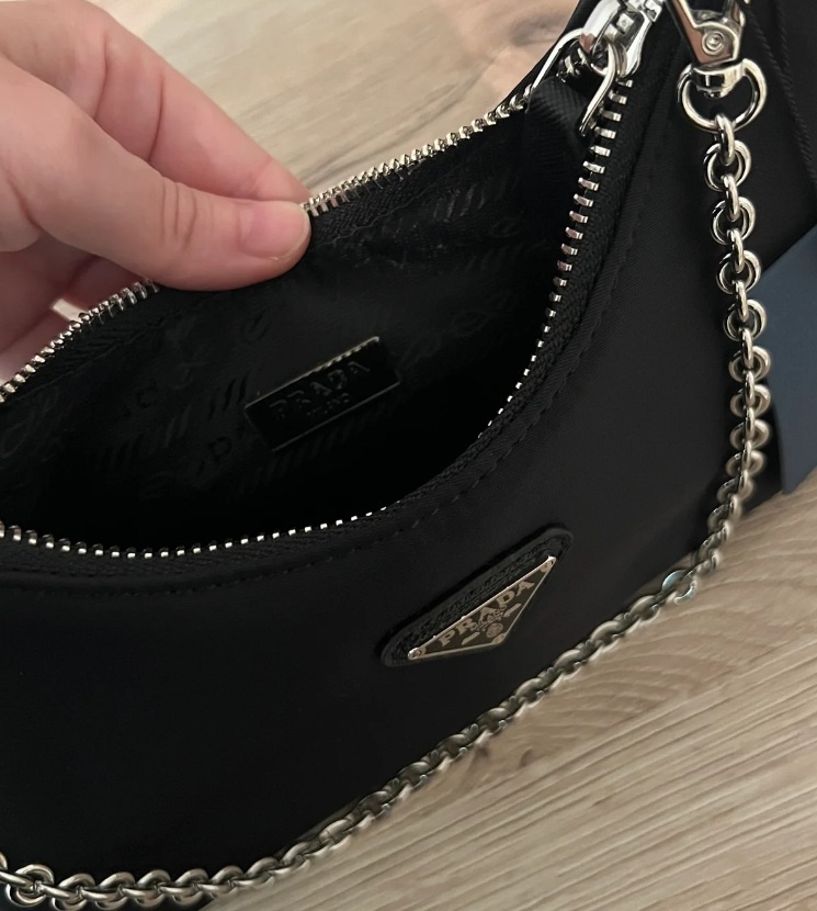 Prada Re-Edition 2005 - Od 5.12. - 4