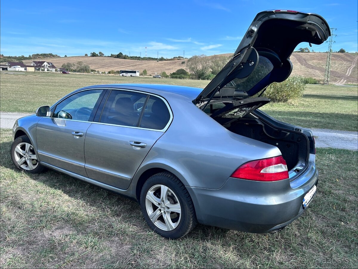 Škoda Superb 2.0 TDI - 4