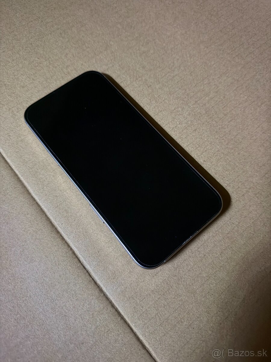 iPhone 16 Pro Max 256 GB - 4