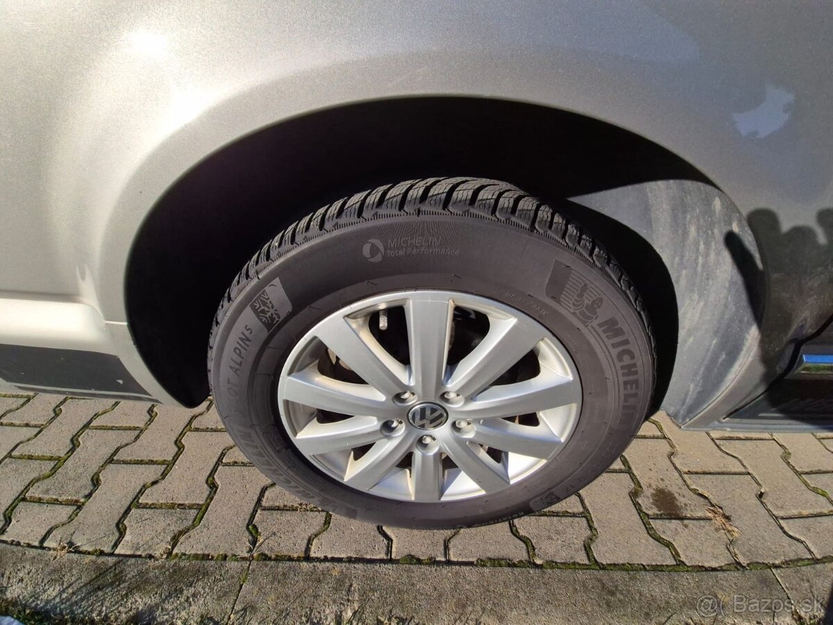 Predám VOLKSWAGEN MULTIVAN HIGHLINE, automat, 4x4 - 4