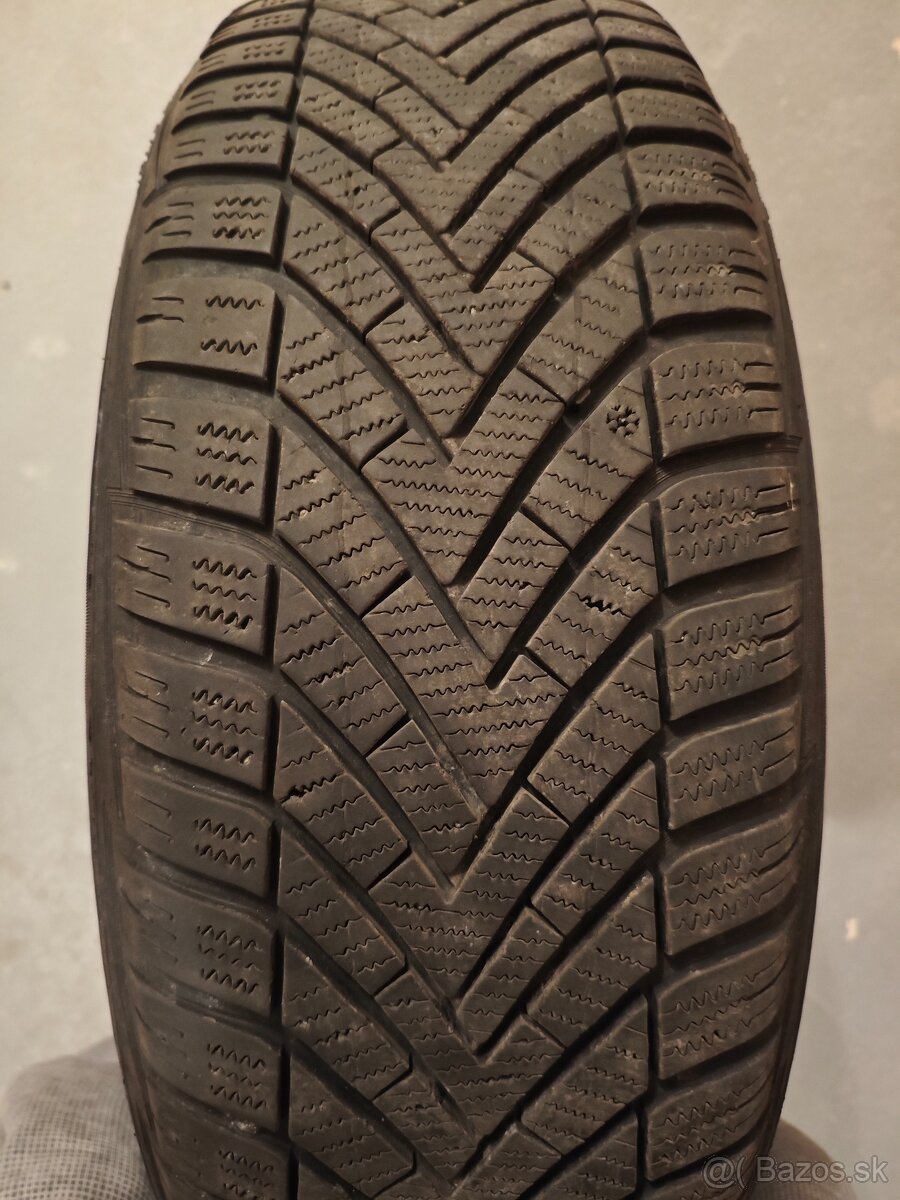 Vredestein Wintrac 195/65 R15 - 4