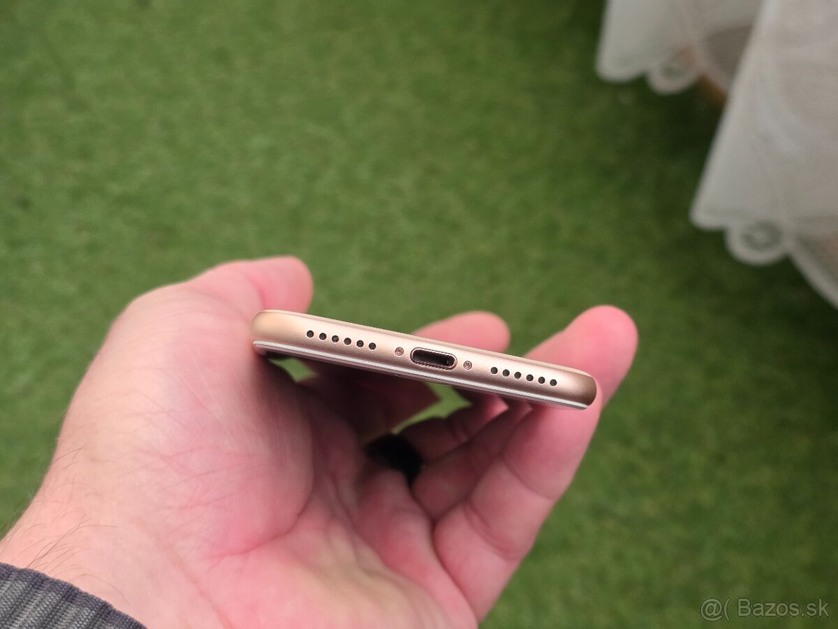 Iphone 8 64GB Gold - 4