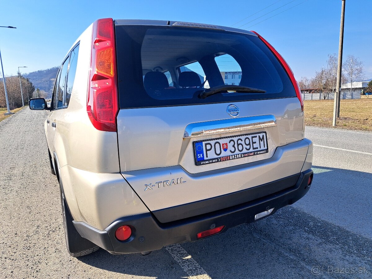 Nissan X-Trail 2.0 XE 4x4 - 4