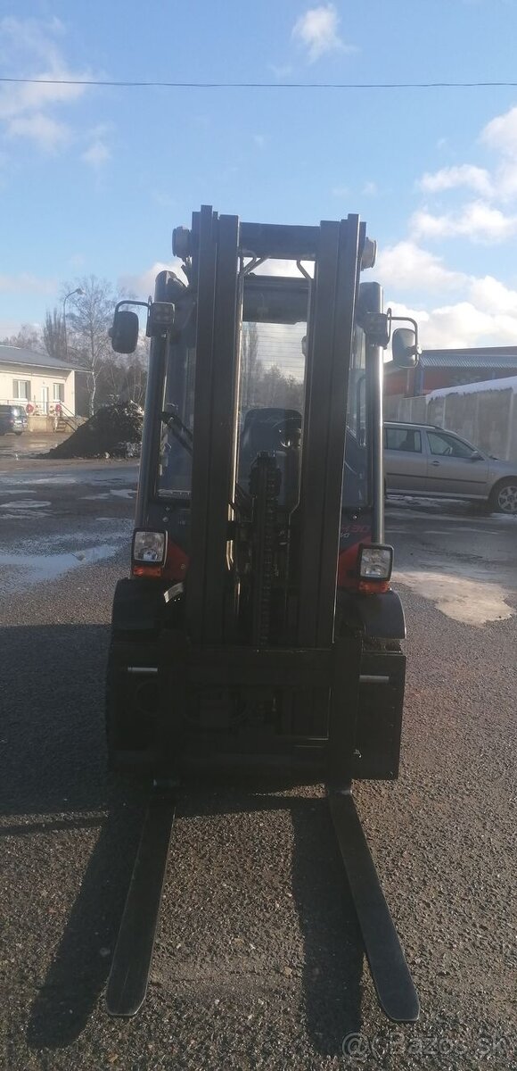 LINDE H30T-02 triplex, boční posuv SLEVA - 4