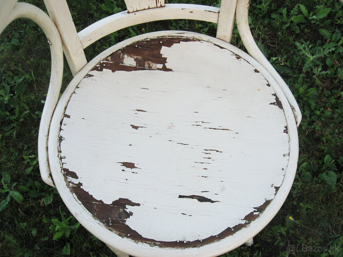 Masívna stolička Thonet - 4