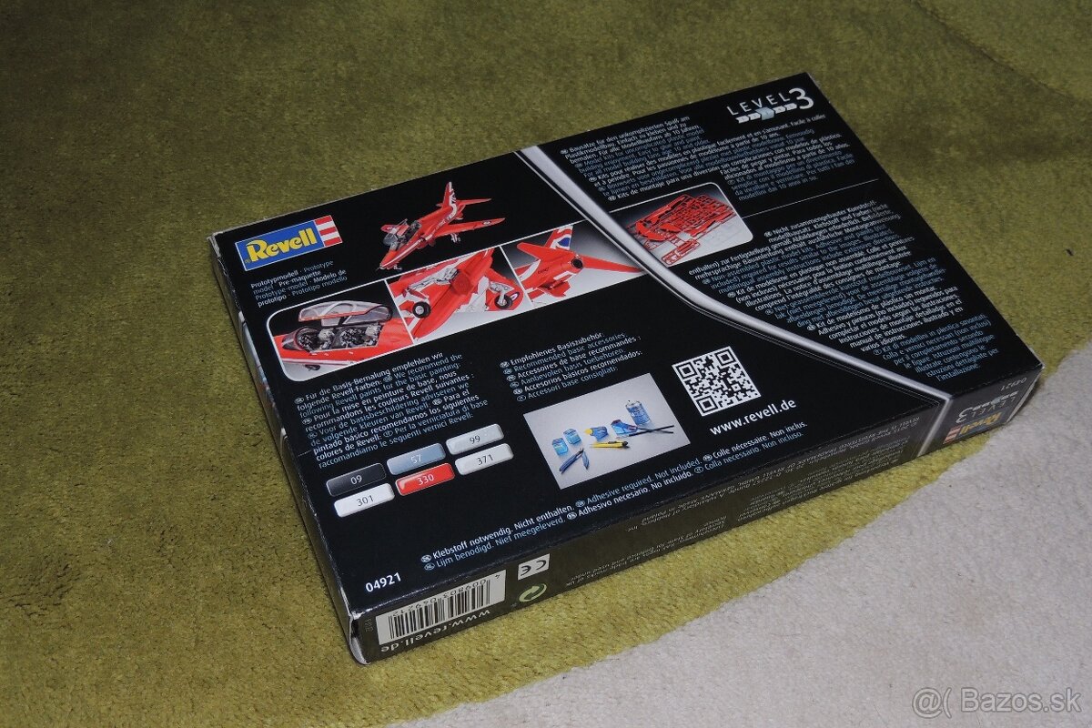 Revell 04921 BAe Hawk T.1 Red Arrows - 4